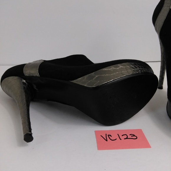 Guess Black faux suede & silver platform heel 7.5 - Picture 8 of 8